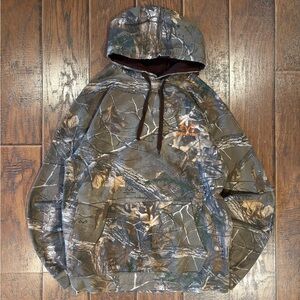 Vintage Y2K RealTree Camo Hoodie